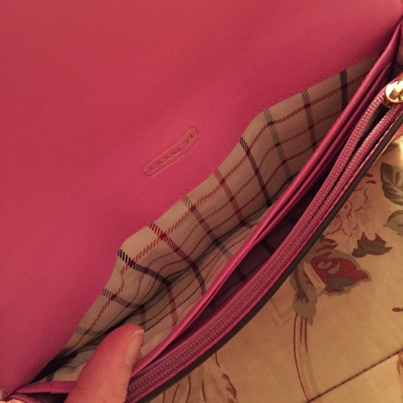 Coach pink wristlet with gold buckle - Picture 5 of 5
